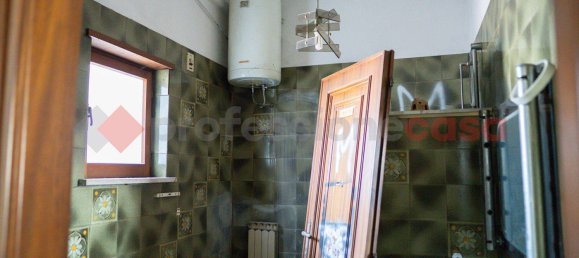 Склад 2200м² в Ферентино, Италия № 273322 19