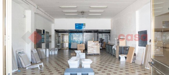 Склад 2200м² в Ферентино, Италия № 273322 10