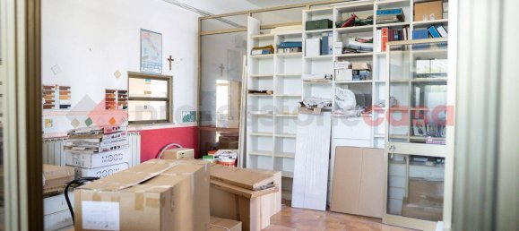 Склад 2200м² в Ферентино, Италия № 273322 15