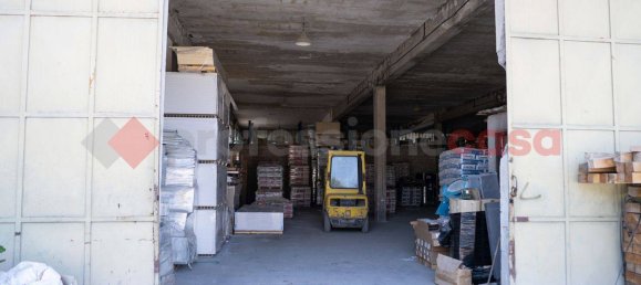Склад 2200м² в Ферентино, Италия № 273322 6