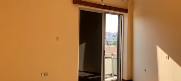 273m² Property in Piraeus, Greece No. 4580 9
