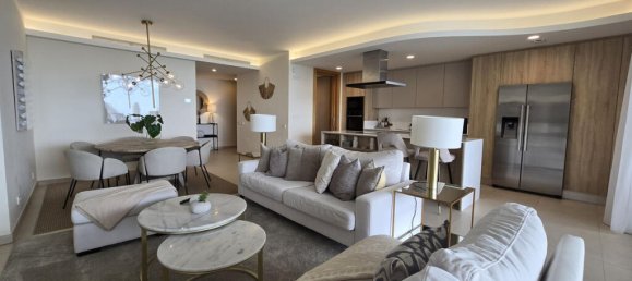 3 bedrooms Apartment in Benahavis, Spain No. 256430 10