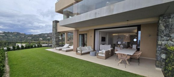 3 bedrooms Apartment in Benahavis, Spain No. 256430 2