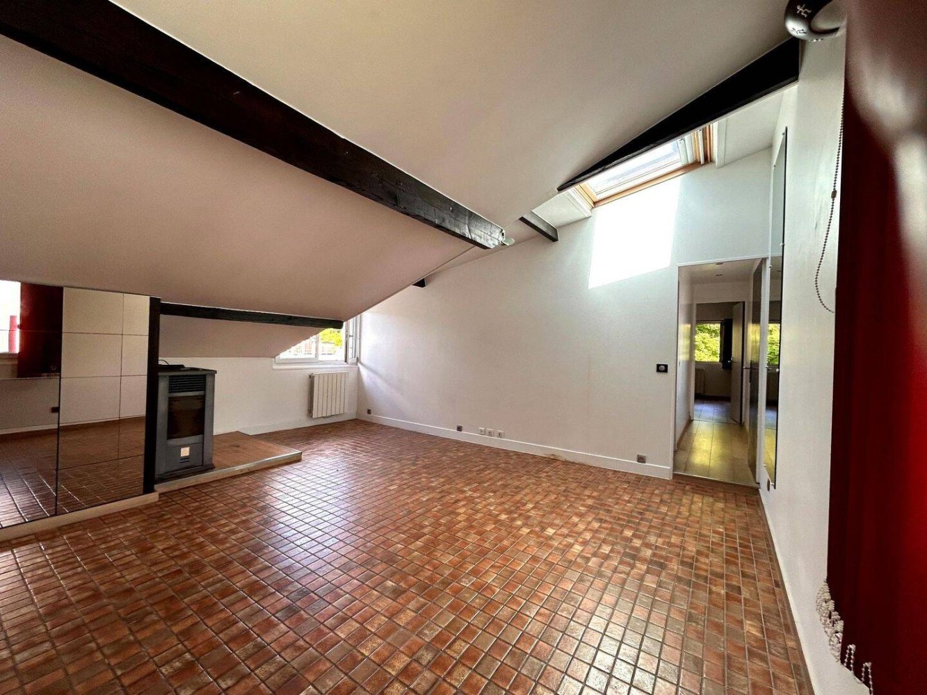 2 Schlafzimmer Wohnung in Chaville, France, Nr. 330142