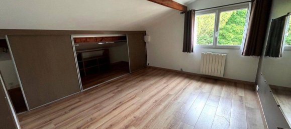 2 Schlafzimmer Wohnung in Chaville, France, Nr. 330142 4