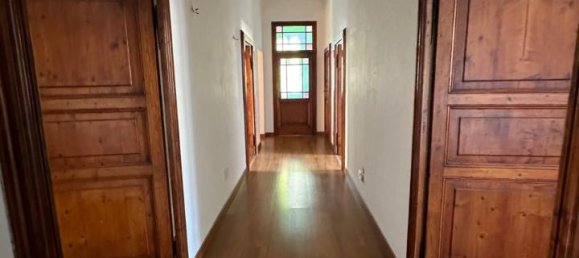 5 rooms Apartment in Perugia, Italy No. 169590 11