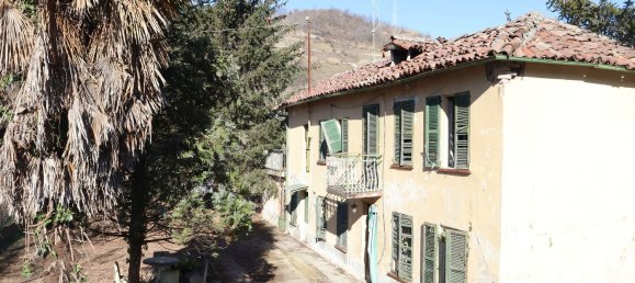5-Zimmer Haus in Santo Stefano Belbo, Italy, Nr. 63209 5