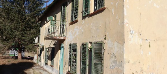 5-Zimmer Haus in Santo Stefano Belbo, Italy, Nr. 63209 3