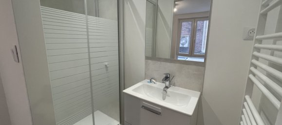 Studio in Lille, France, Nr. 70154 5