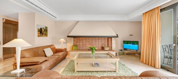 3 bedrooms Apartment in Marbella, Spain No. 144919 9