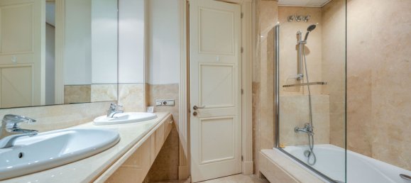 3 bedrooms Apartment in Marbella, Spain No. 144919 34