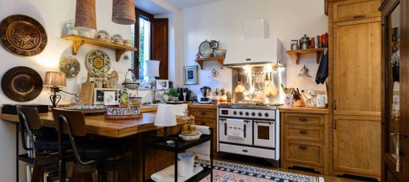 2 bedrooms House in Rome, Italy No. 334940 9