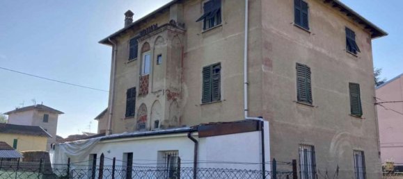 6 rooms Apartment in Stazzano, Italy No. 204460 4