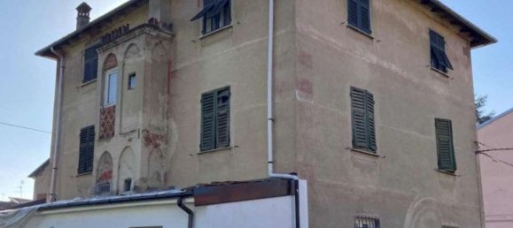 6 rooms Apartment in Stazzano, Italy No. 204460 5