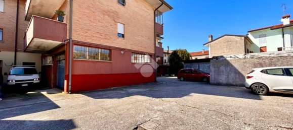 Apartamento de 3 divisões em Udine, Italy N.º 52335 23