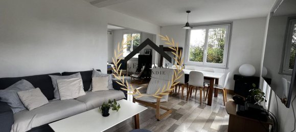 3 bedrooms House in Angerville-l'Orcher, France No. 358832 2