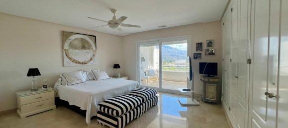 Ático de 3 dormitorios en Marbella, Spain No. 147040 15