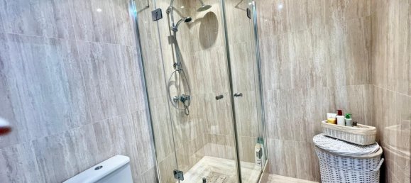 Ático de 3 dormitorios en Marbella, Spain No. 147040 18