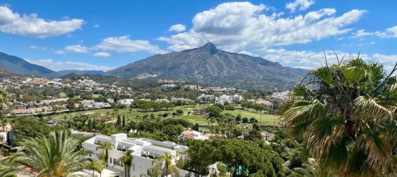 Ático de 3 dormitorios en Marbella, Spain No. 147040 4