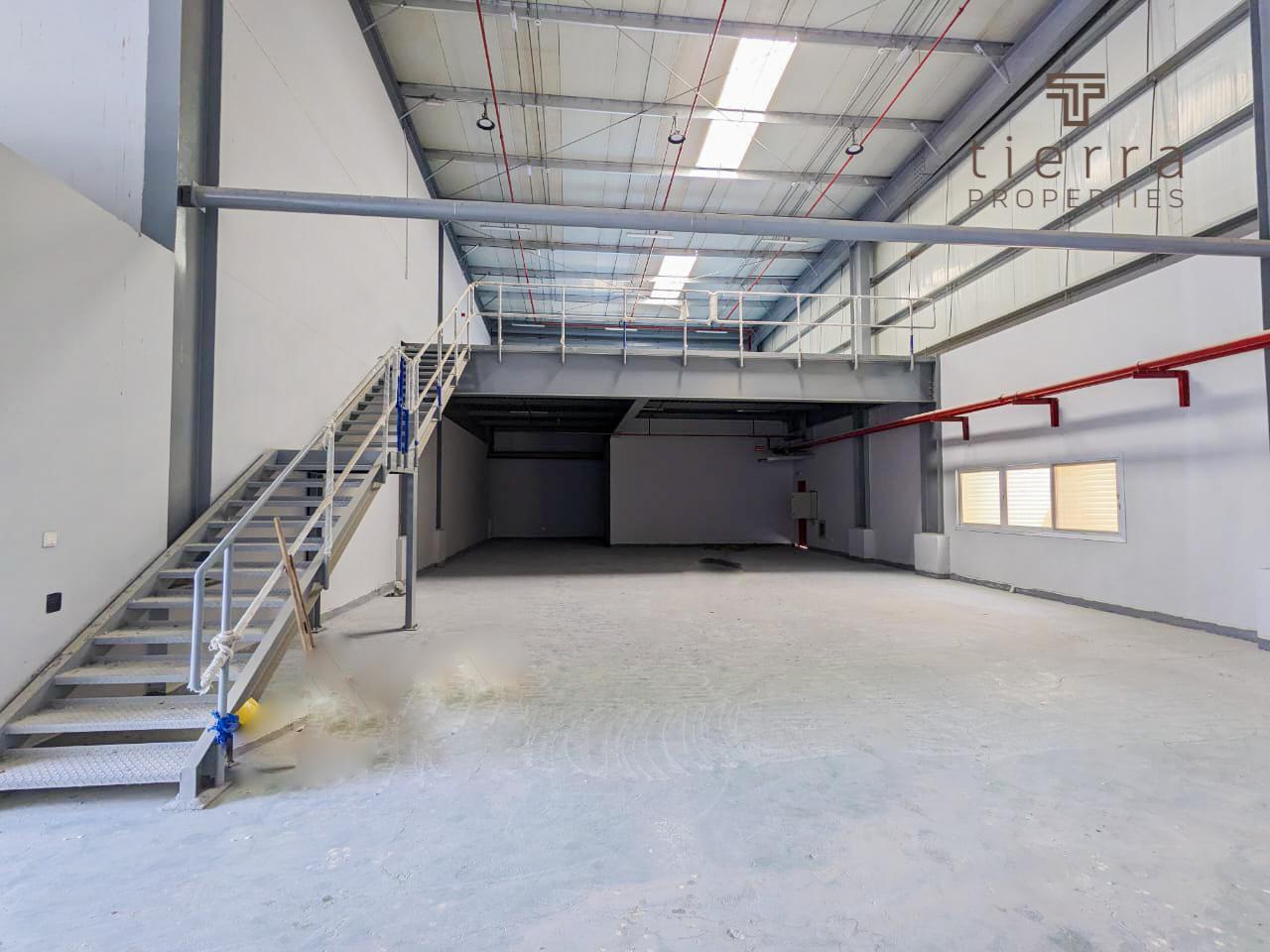 594.6m² Warehouse in Al Barsha, UAE No. 54796
