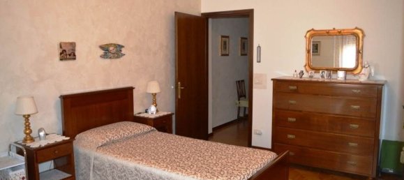 5 rooms Apartment in Conegliano, Italy No. 119924 11