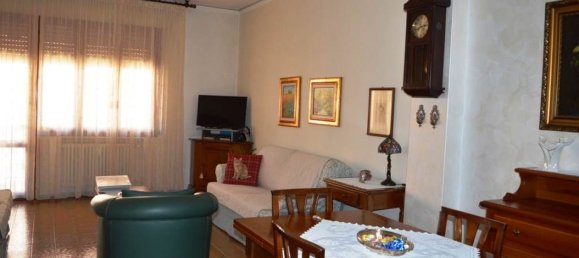 5 rooms Apartment in Conegliano, Italy No. 119924 3