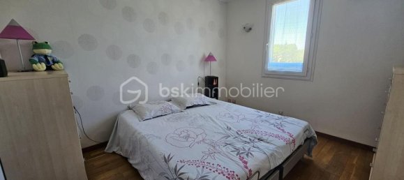 3 Schlafzimmer Haus in Brie-Comte-Robert, France, Nr. 329526 7