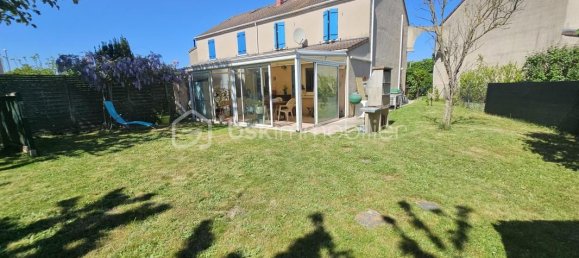 3 Schlafzimmer Haus in Brie-Comte-Robert, France, Nr. 329526 10