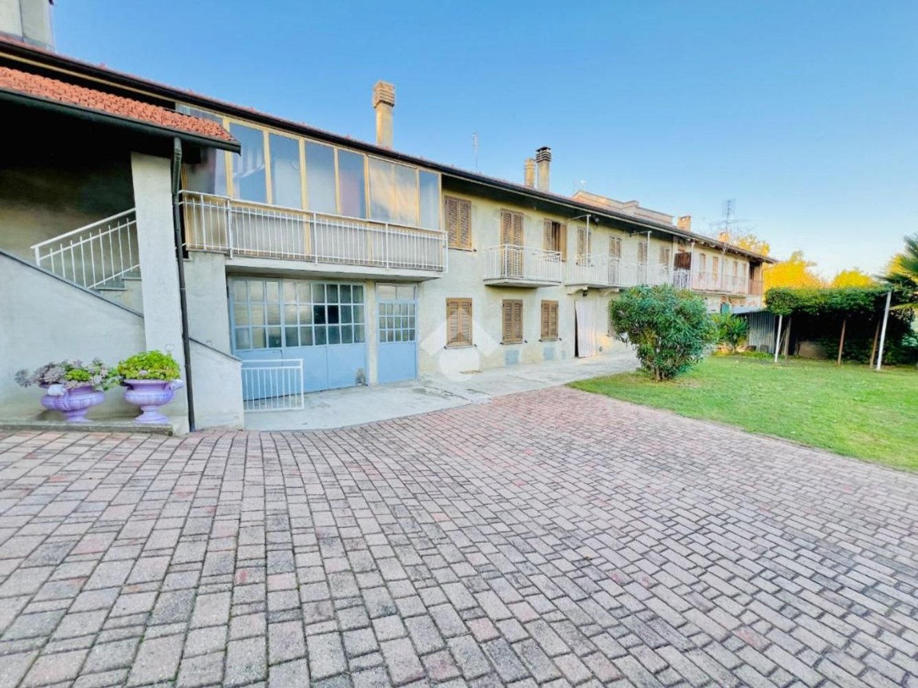 9 rooms House in Cinaglio, Italy No. 104911