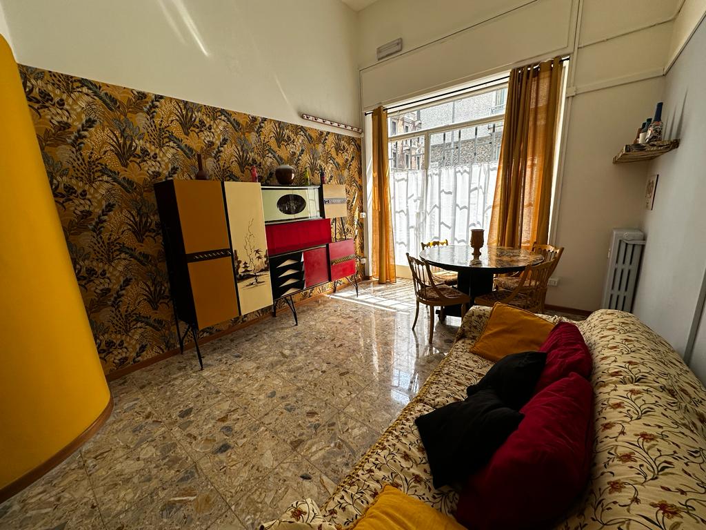 2غرفة شقة في Turin, Italy رقم 303612