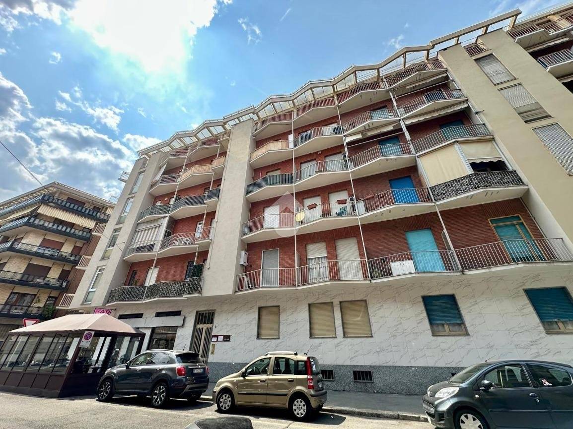 2 Schlafzimmer Wohnung in Turin, Italy, Nr. 308823