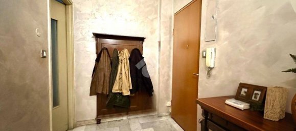 2 Schlafzimmer Wohnung in Turin, Italy, Nr. 308823 13