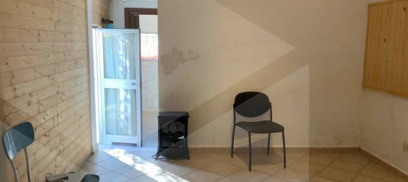 2 rooms Apartment in Bologna, Italy No. 26274 5