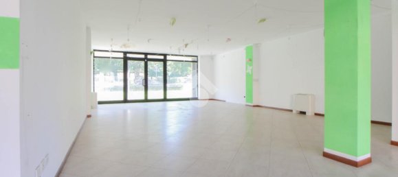 Коммерческая недвижимость с 1 комнатой в Курно, Италия № 377687 7