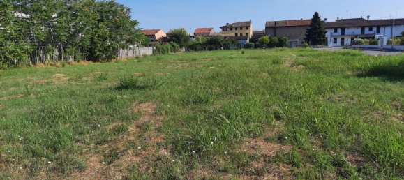  Land in Casalmoro, Italy No. 364577 3