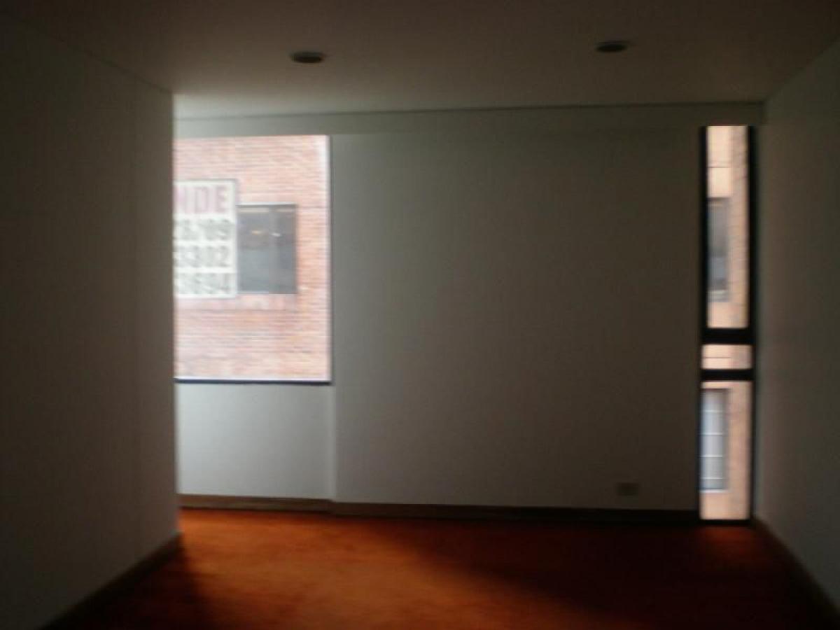 2 bedrooms House in Bogota, Colombia No. 10067