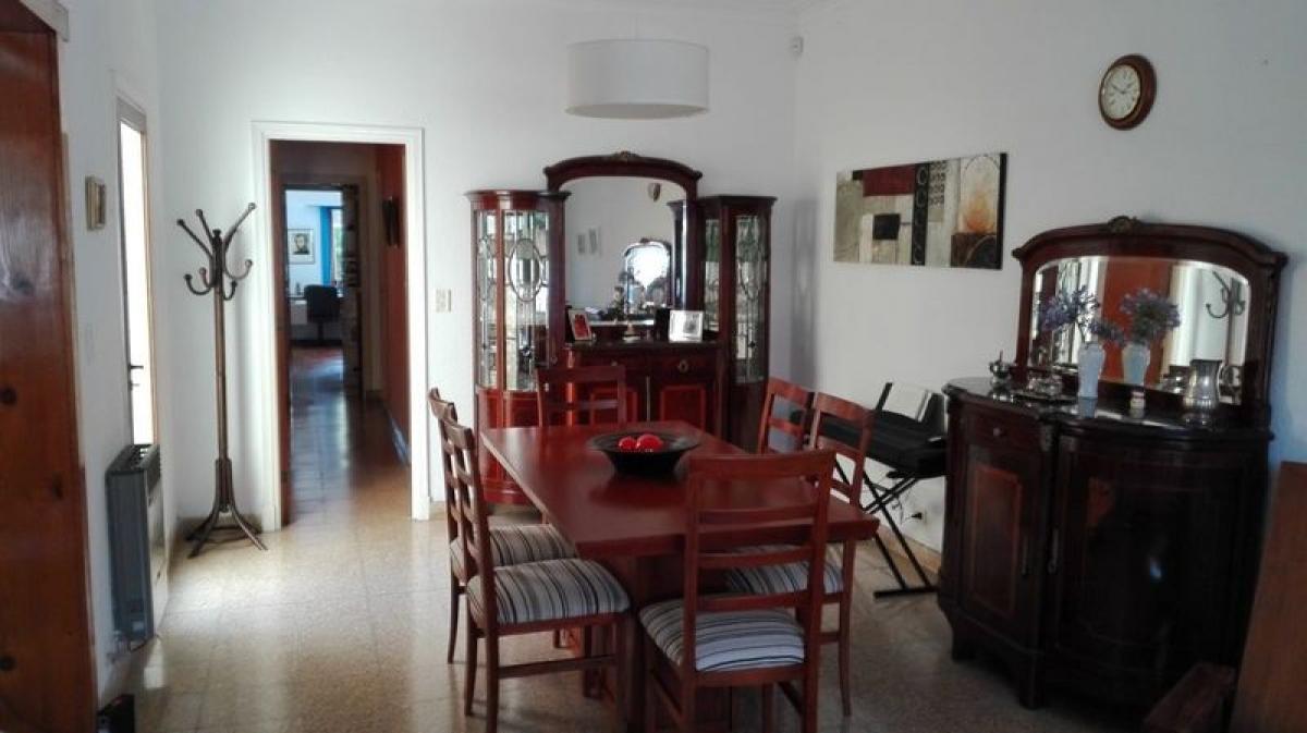 5 bedrooms House in Mar del Plata, Argentina No. 64962