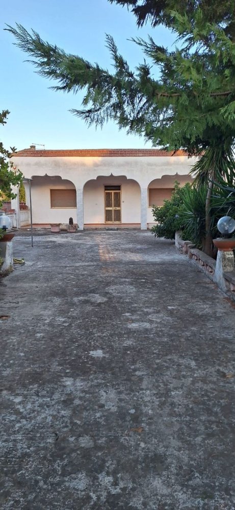 8 chambres Villa à Manduria, Italy No. 342664