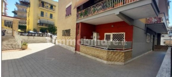 Imóvel comercial de 5 divisões em Rome, Italy N.º 284873 4