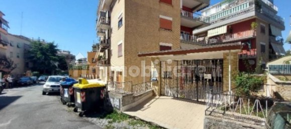 Imóvel comercial de 5 divisões em Rome, Italy N.º 284873 2