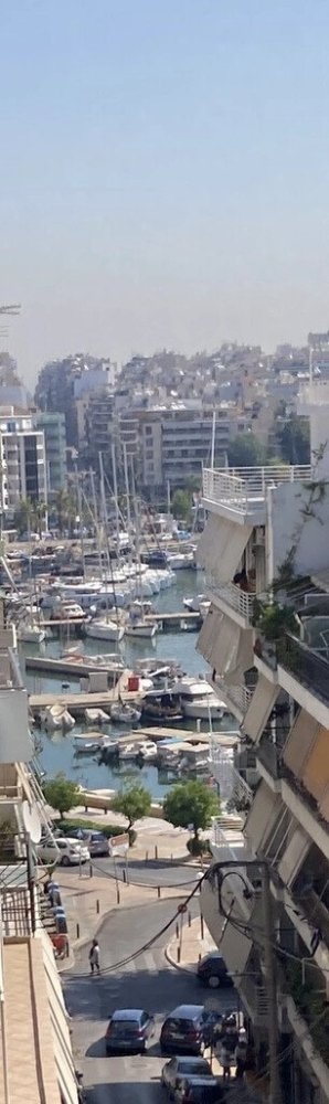 3 bedrooms Apartment in Piraeus, Greece No. 2241