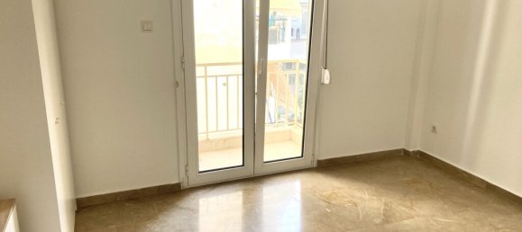 3 bedrooms Apartment in Piraeus, Greece No. 2241 12