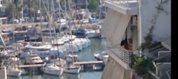 3 bedrooms Apartment in Piraeus, Greece No. 2241 10