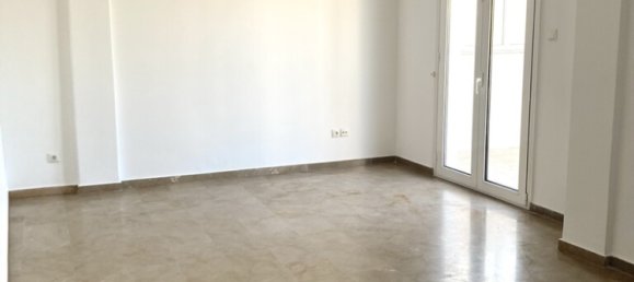 3 bedrooms Apartment in Piraeus, Greece No. 2241 4