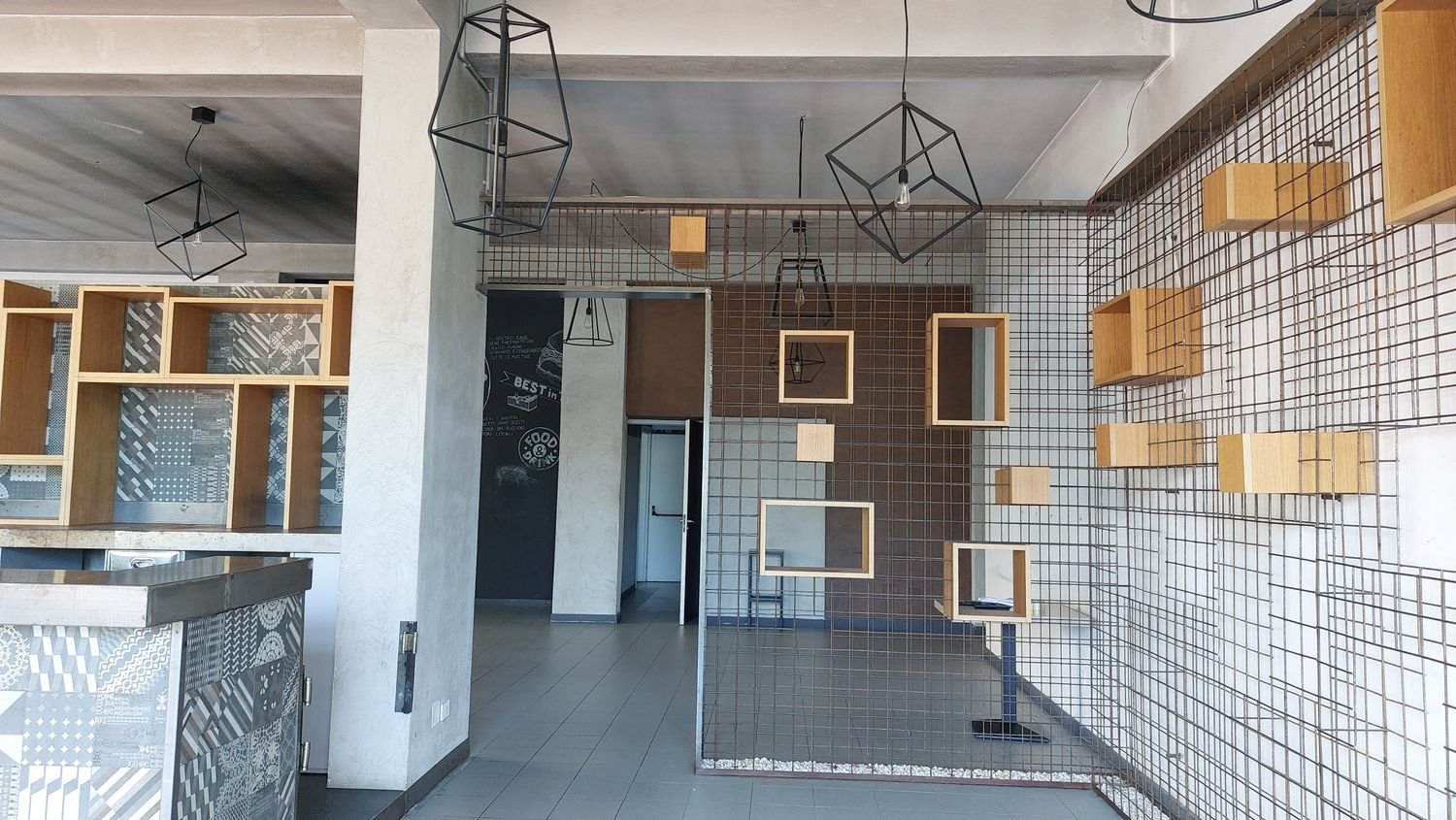 200m² Commercial property in Caltanissetta, Italy No. 255811