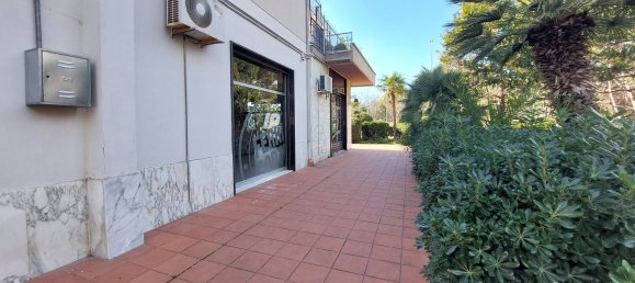 200m² Commercial property in Caltanissetta, Italy No. 255811 10