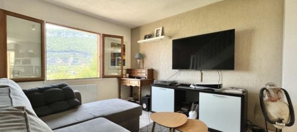 3 bedrooms Villa in Sillingy, France No. 285567 5