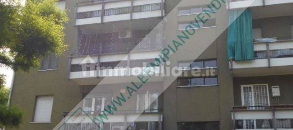 Apartamento T1 em Milan, Italy N.º 377336 3