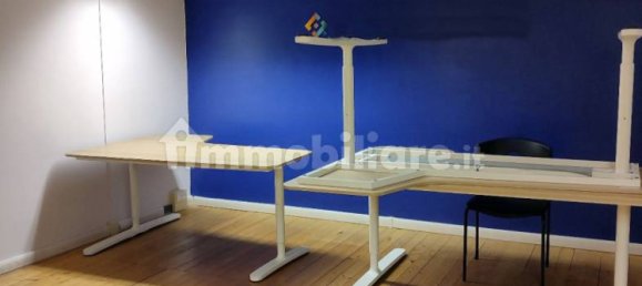 2 rooms Commercial property in Genoa, Italy No. 213385 7