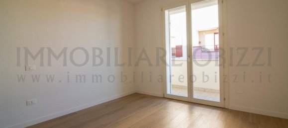 3 rooms Apartment in Padua, Italy No. 7077 7
